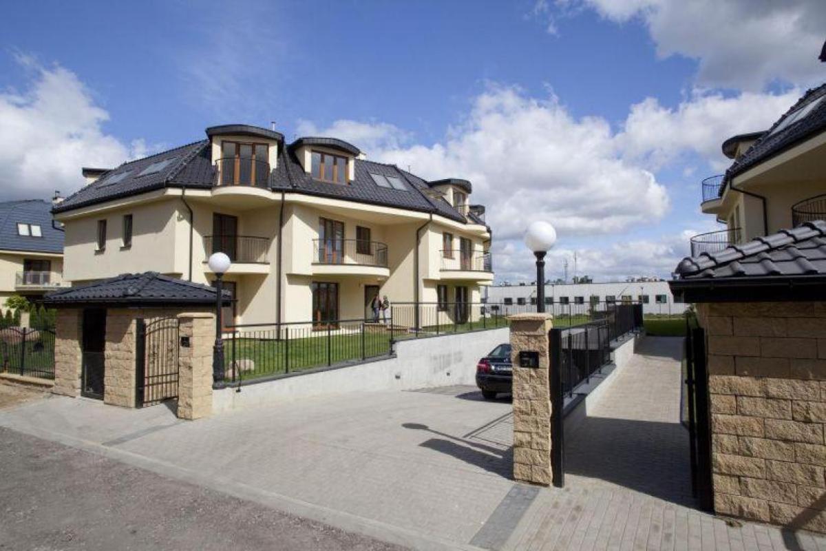 Villa Piano Apartments Warsaw Piaseczno Jozefoslaw エクステリア 写真